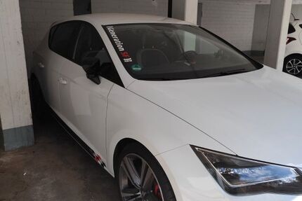 Seat Leon 47.000 km 20.500 &euro; Bergisch Gladbach 51467