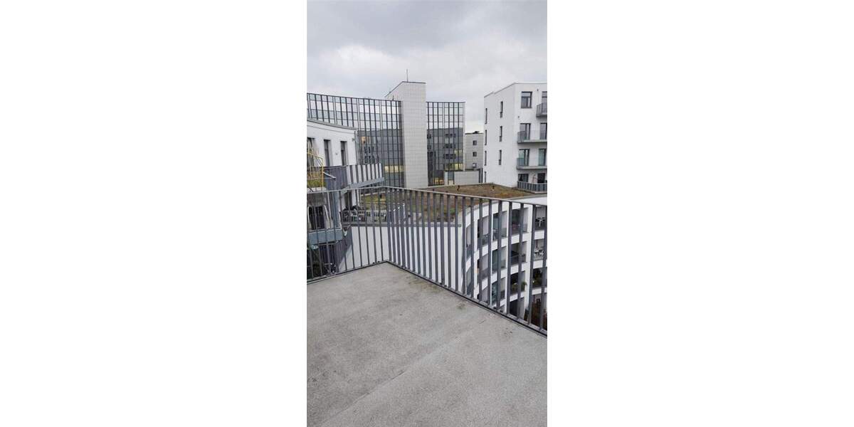 Etagenwohnung Düsseldorf Flingern Nord - 3 Zimmer, 117 m&sup2;, 1.879&euro; | Angebot:25645621