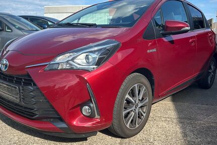 Toyota Yaris 95.000 km 13.990 &euro; Neuss 41469