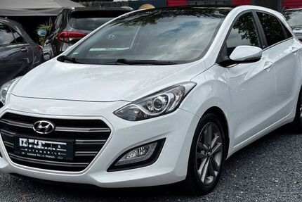 Hyundai i30 126.000 km 10.999 &euro; Bergisch Gladbach 51465