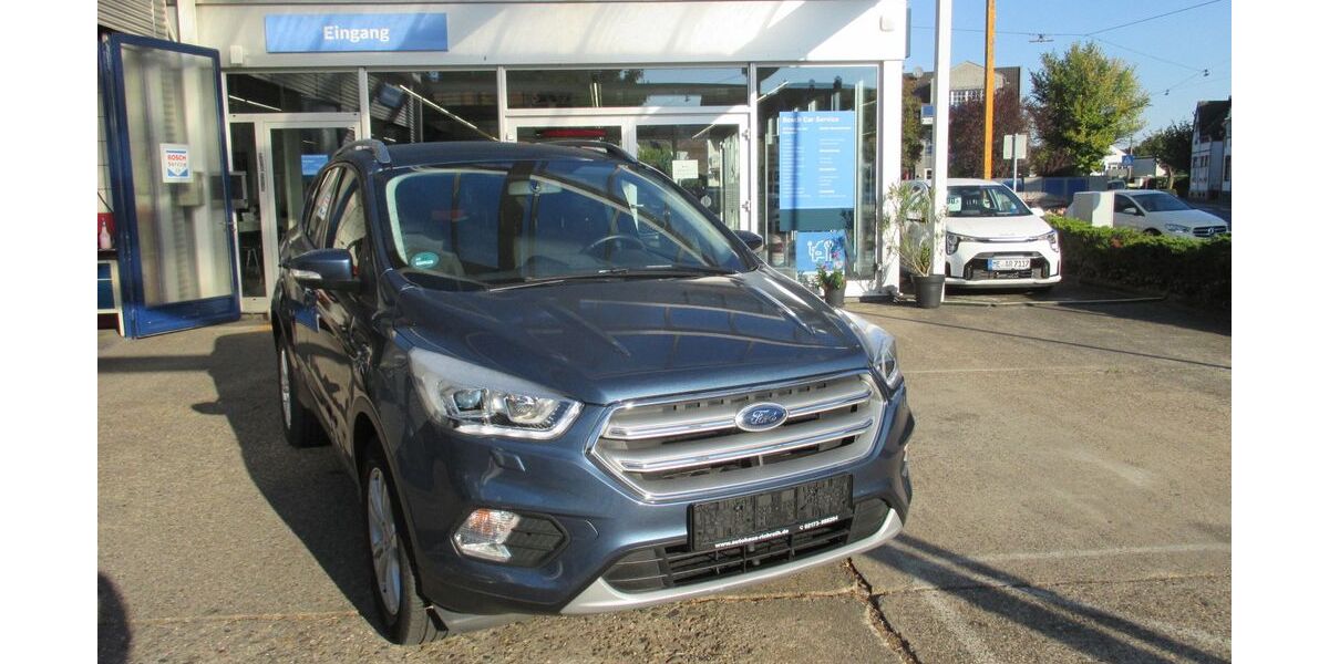 Ford Kuga 67.500 km 13.290 &euro; Langenfeld 40764