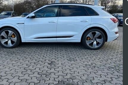 Audi e-tron 50.000 km 39.789 € Erftstadt 50374