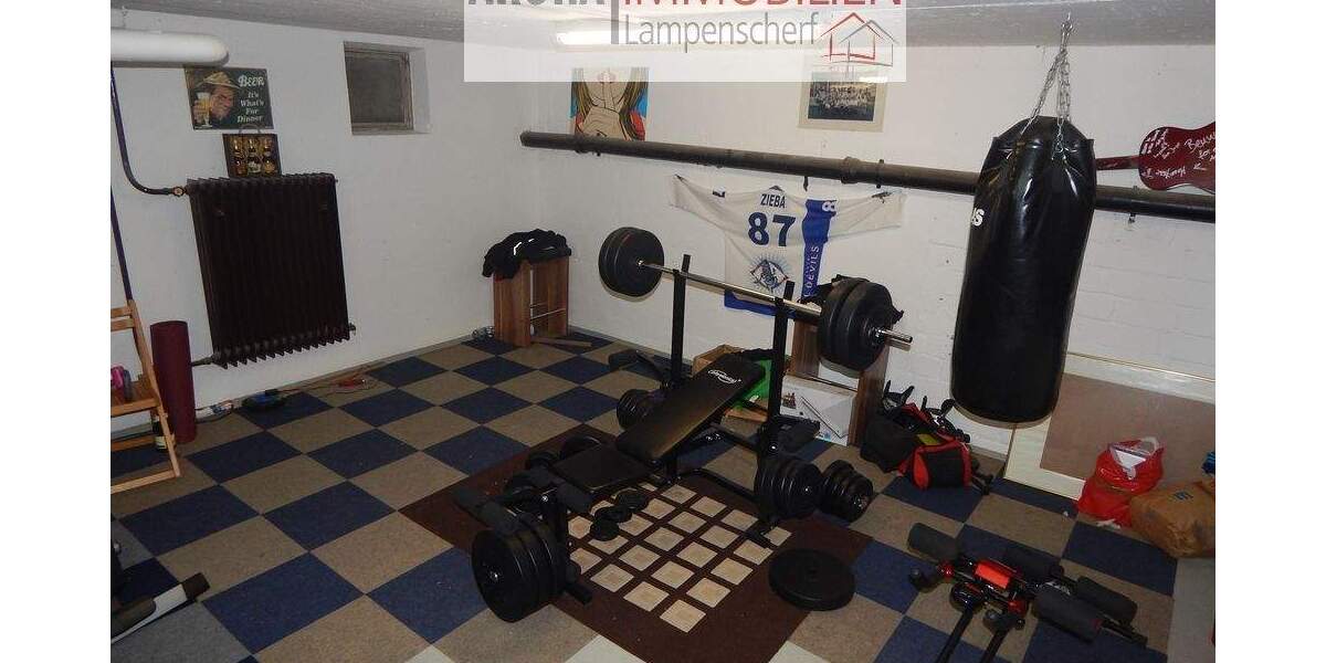 Reihenmittelhaus Langenfeld (Rheinland) Richrath - 5 Zimmer, 130 m&sup2;, 1.400&euro; | Angebot:25177815