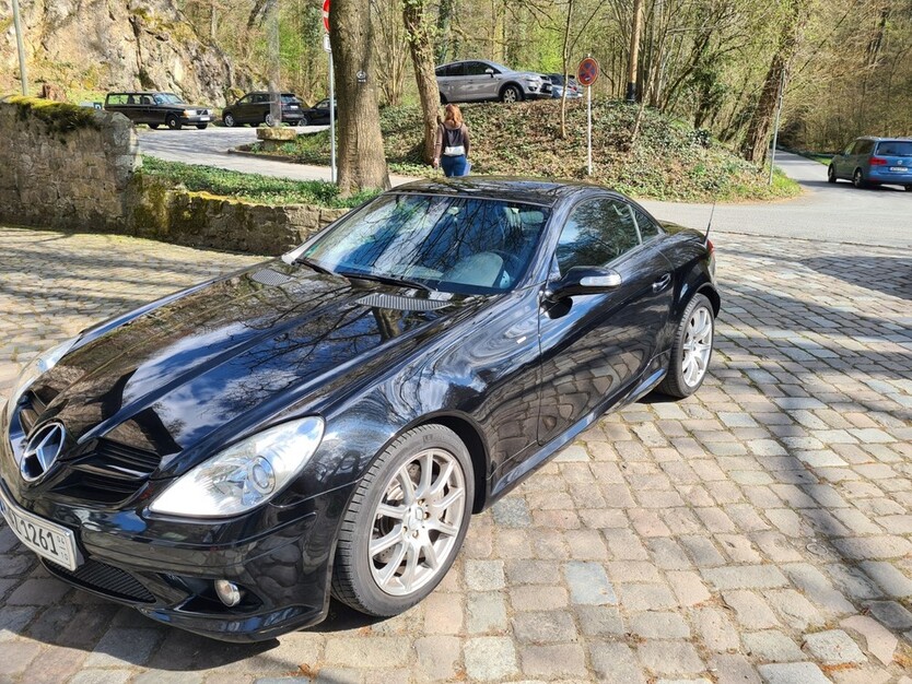 Mercedes-Benz SLK 350 185.000 km 10.499 € Wuppertal 42275