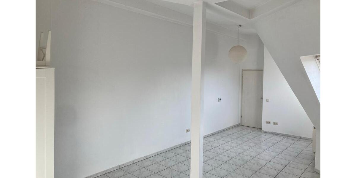 Dachgeschoßwohnung Köln Innenstadt - 2 Zimmer, 62 m&sup2;, 950&euro; | Angebot:25567761