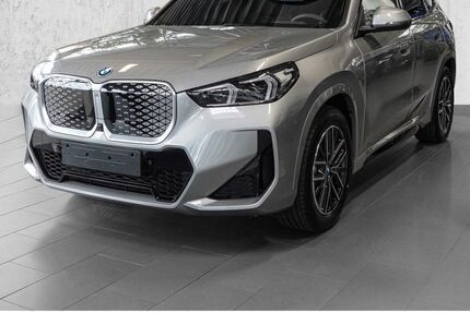 BMW iX1 6.825 km 49.900 &euro; Mettmann 40822