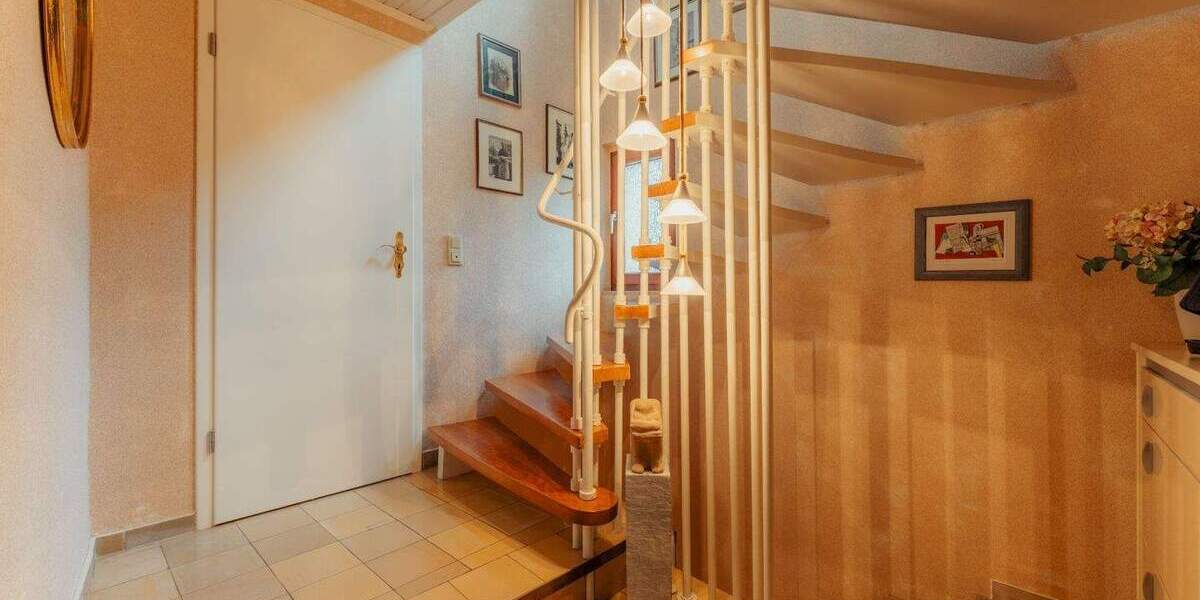 Einfamilienhaus Bergisch Gladbach Lückerath - 5 Zimmer, 121 m&sup2;, 640.000&euro; | Angebot:25109345