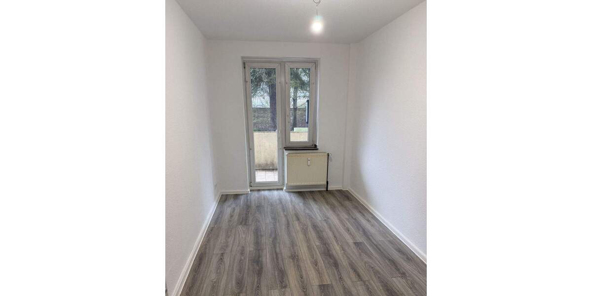 Etagenwohnung Düsseldorf Rath - 3 Zimmer, 64 m&sup2;, 790&euro; | Angebot:25212848