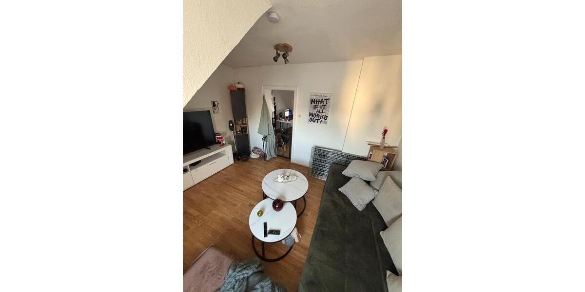Dachgeschoßwohnung Solingen Wald - 2 Zimmer, 55 m&sup2;, 465&euro; | Angebot:25448263