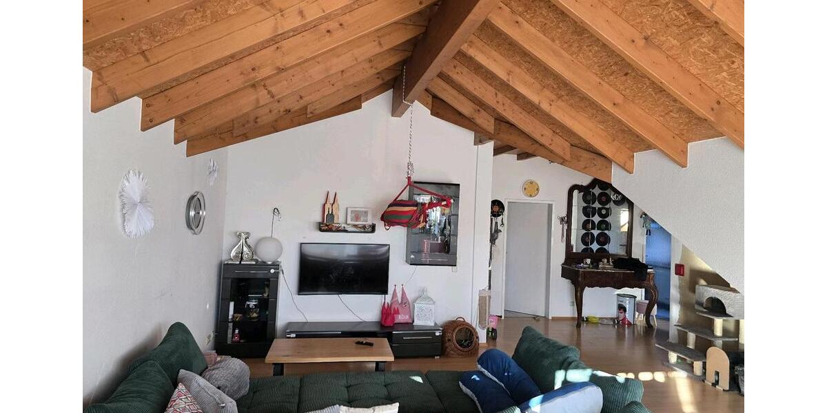 Dachgeschoßwohnung Rösrath - 3 Zimmer, 89 m&sup2;, 1.200&euro; | Angebot:25545185