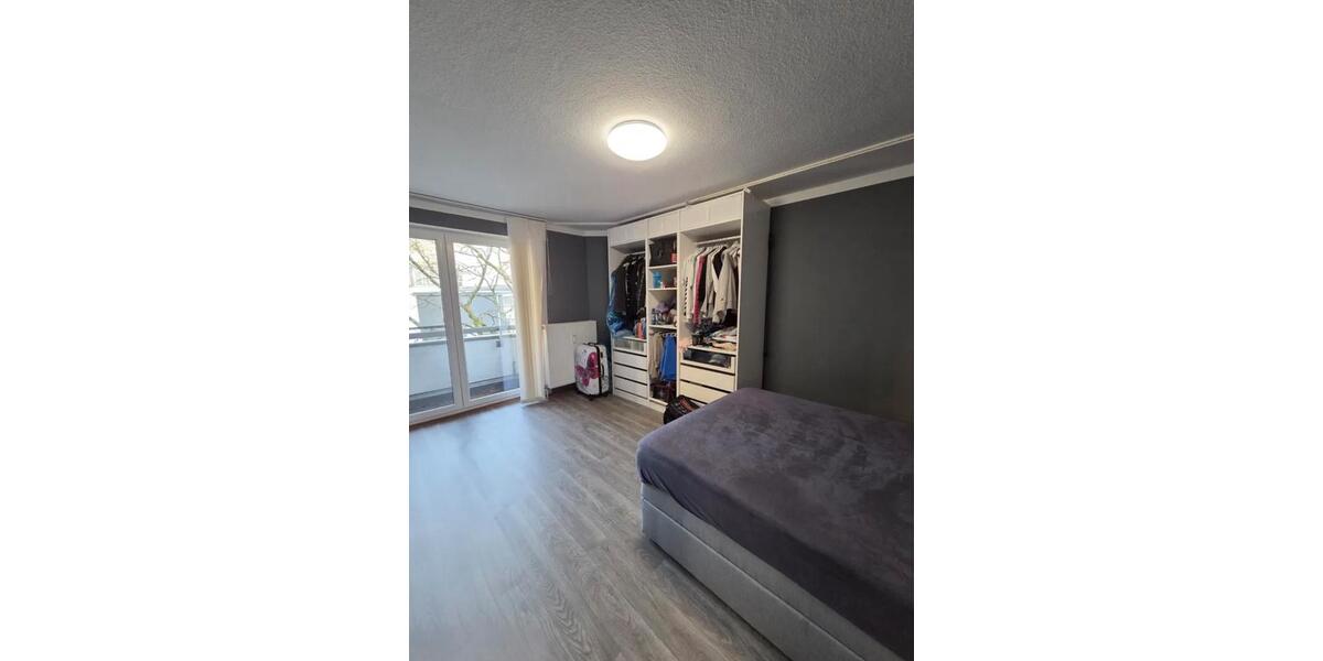 Etagenwohnung Remscheid - 4 Zimmer, 97 m&sup2;, 230.000&euro; | Angebot:27071952