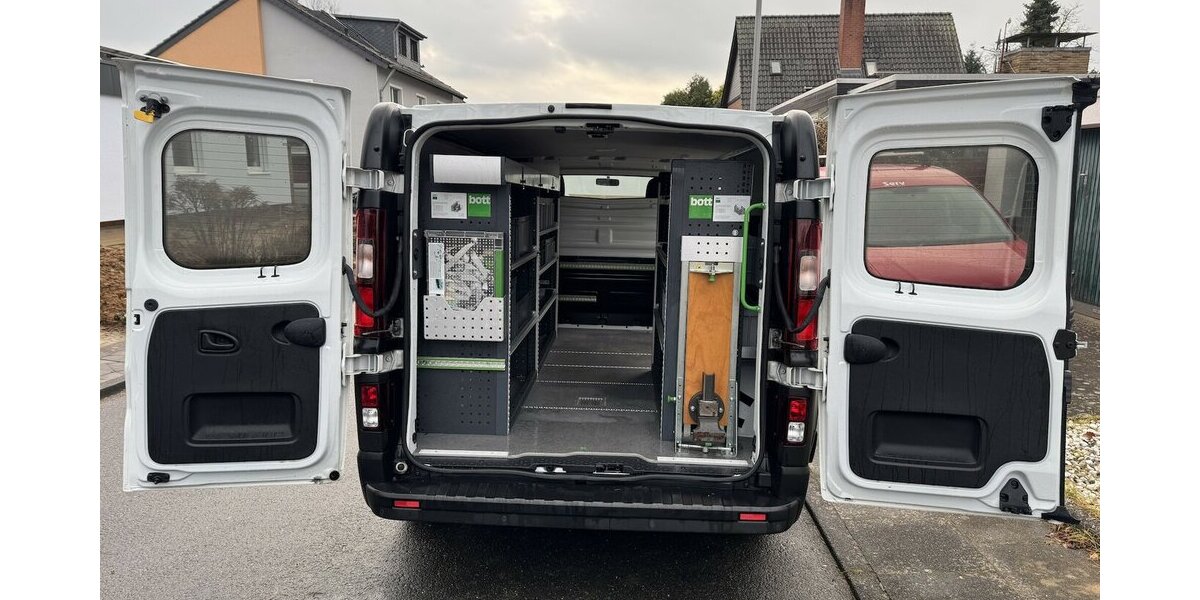 Renault Trafic L2H1 Klima Navi Sth. Regale/Schraubst E6 85.000 km 16.000 &euro; Erftstadt 50374