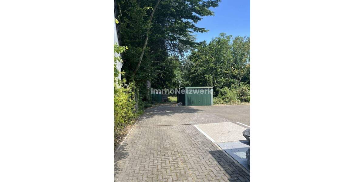 Attraktives Baugrundstück für eine Doppelhaushälfte in Köln-Weiden zimmer