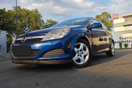 Opel Astra 163.000 km 2.300 &euro; Düsseldorf 40472