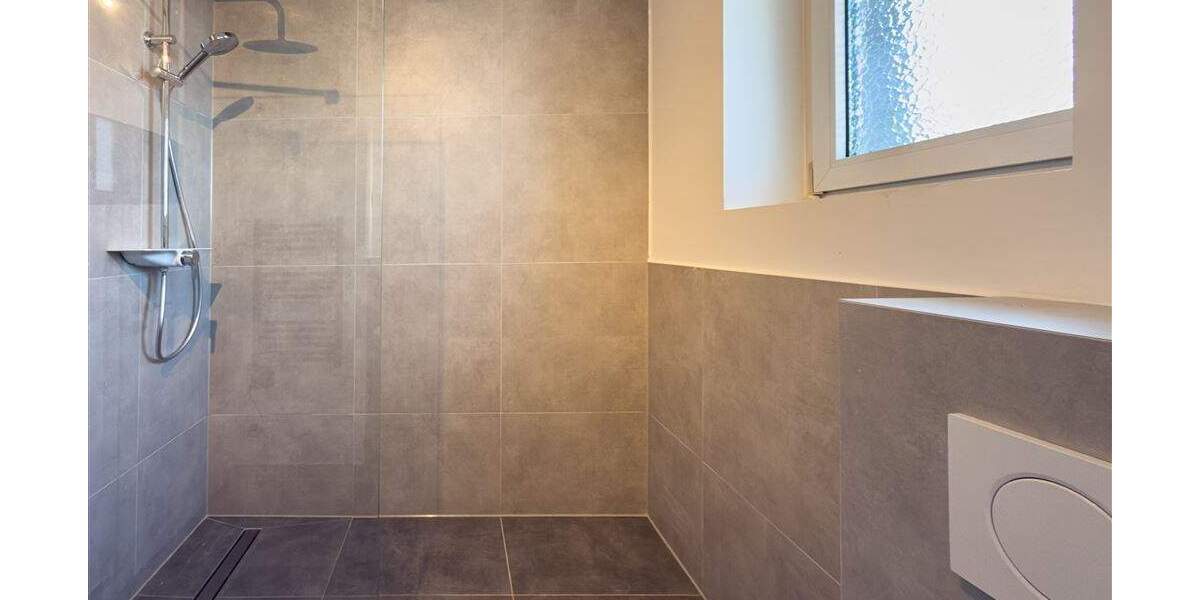 Etagenwohnung Neuss Barbaraviertel - 2 Zimmer, 159.900&euro; | Angebot:25228689