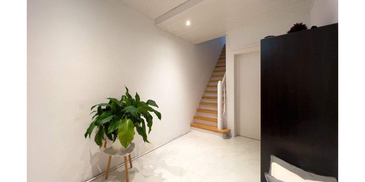 Reihenmittelhaus Solingen Höhscheid - 6 Zimmer, 145 m&sup2;, 319.000&euro; | Angebot:24846560