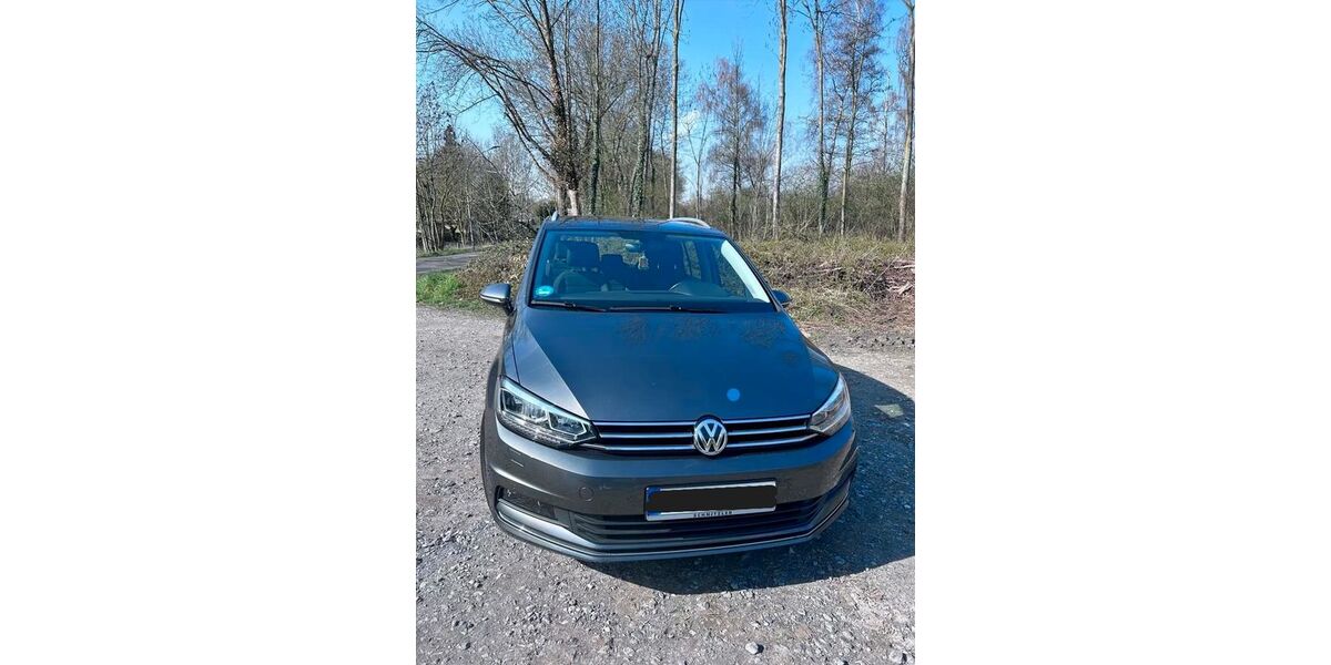 VW Touran 111.000 km 17.290 &euro; Grevenbroich 41516