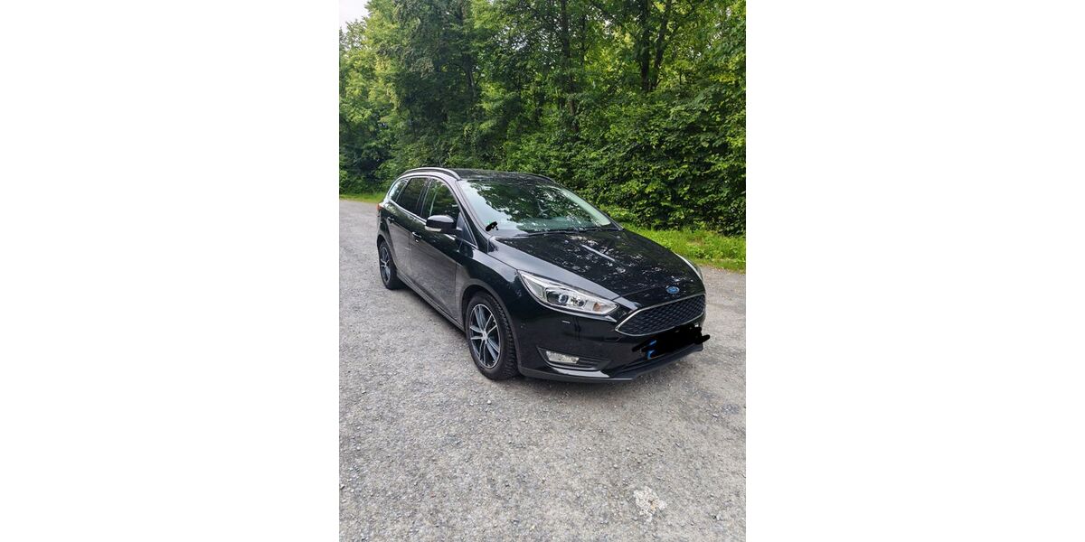 Ford Focus 62.000 km 9.300 &euro; Köln 51145