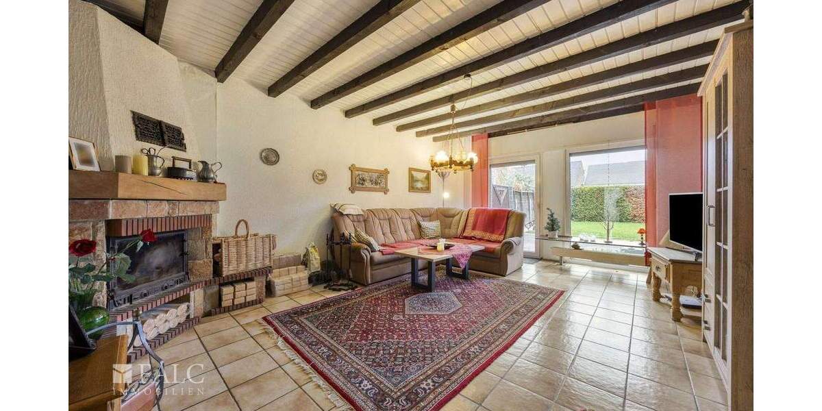 Doppelhaushälfte Bergheim Fliesteden - 6 Zimmer, 160 m&sup2;, 439.000&euro; | Angebot:24737178