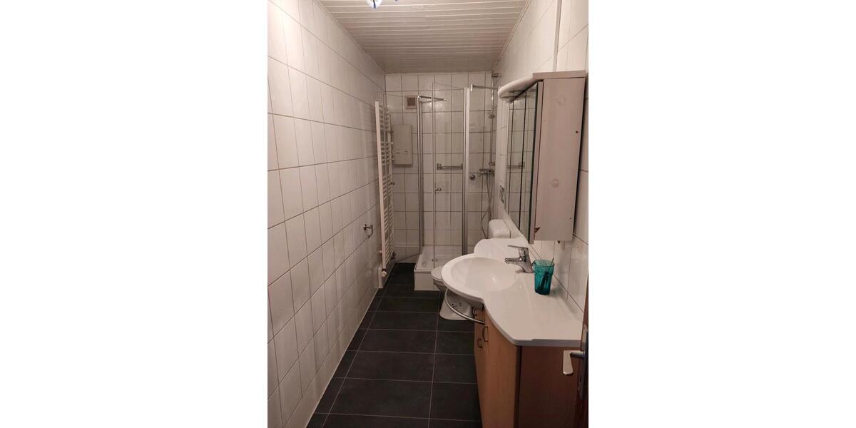 Etagenwohnung Solingen Central - 3 Zimmer, 72 m&sup2;, 600&euro; | Angebot:25205321