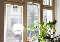Schreibtischplatz im schönen Büro im Agnesviertel zur Untermiete