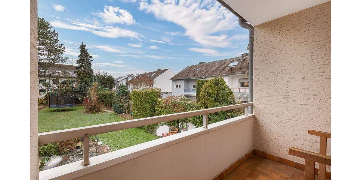 Solides 3-Familienhaus in ruhiger Lage von Pulheim - im südlichen Bereich von Stommeln 8 zimmer