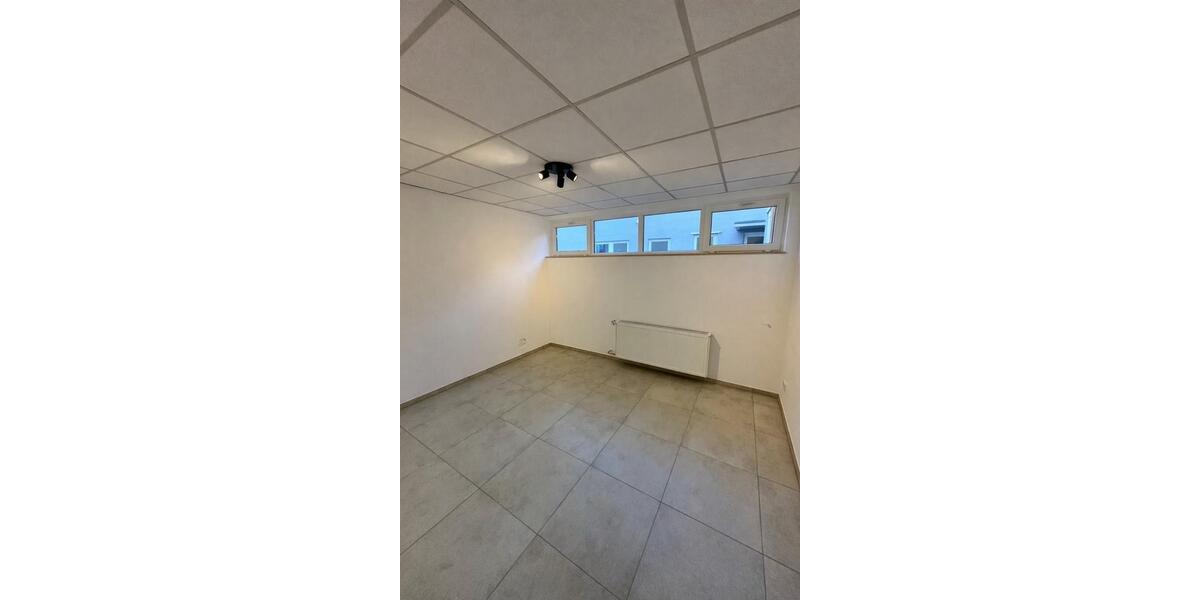 Modernisierte Gewerbeeinheit mit Wohncharakter in Euskirchen zimmer