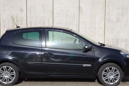 Renault Clio 163.000 km 3.590 € Bergheim 50127