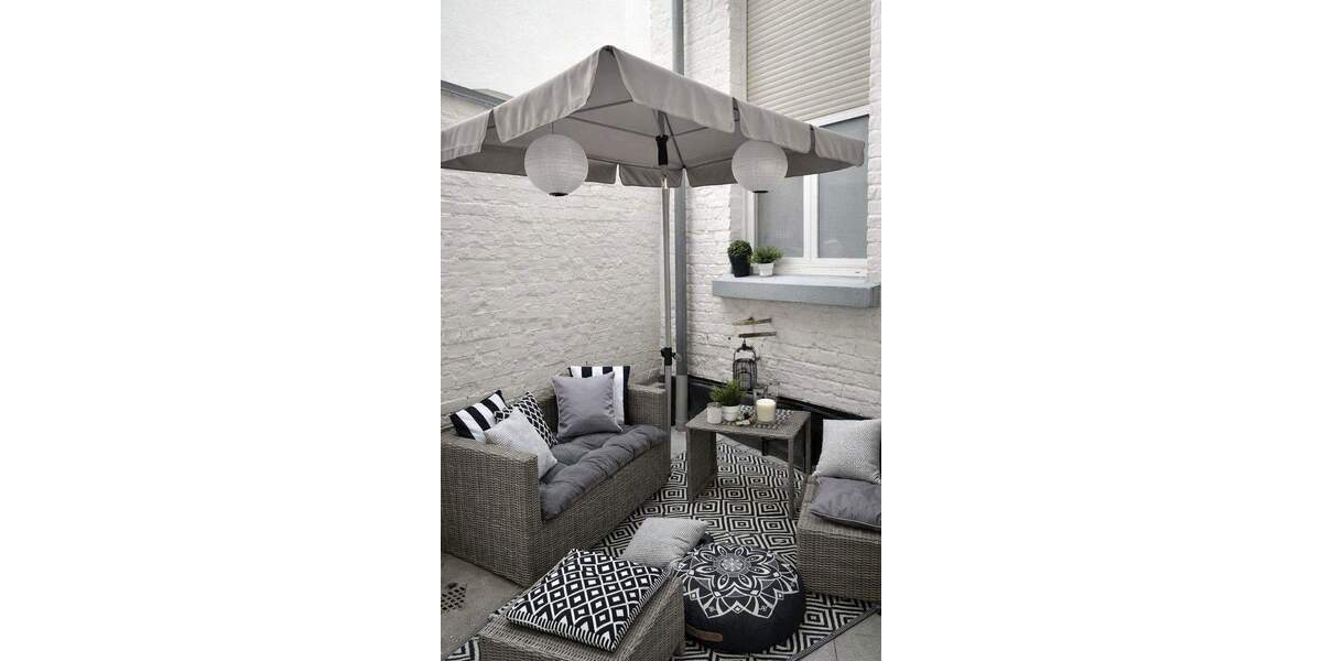 Charmante 2-Zimmer-Altbauwohnung im Erdgeschoss mit exklusivem Innenhof - Bestlage von Neuss 2 zimmer