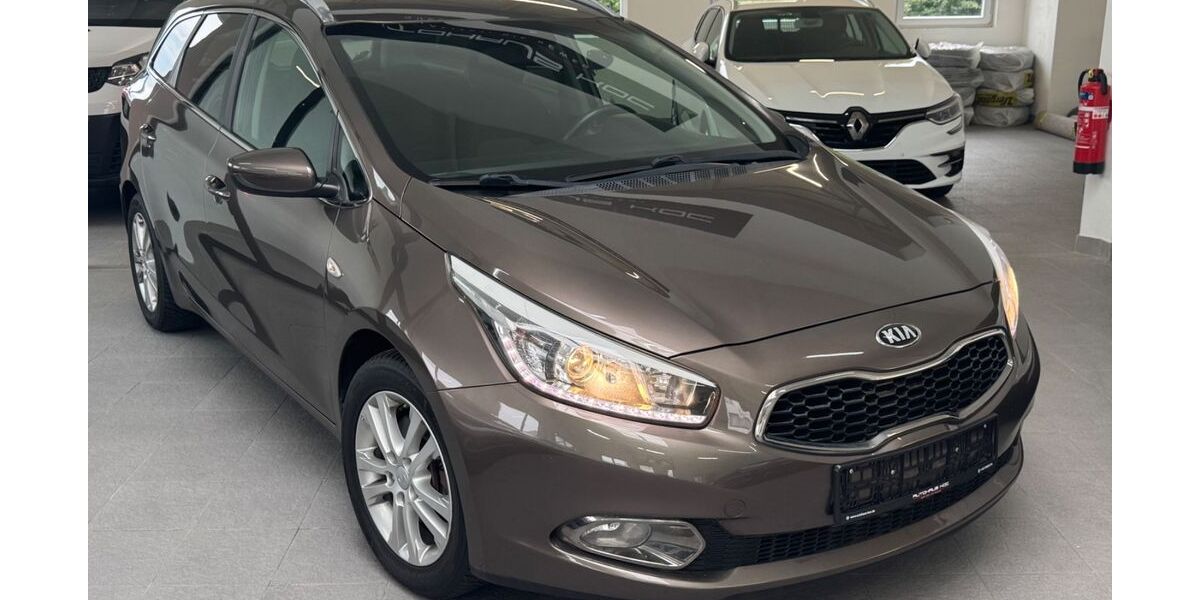 Kia ceed / Ceed 126.000 km 8.950 &euro; Remscheid 42859