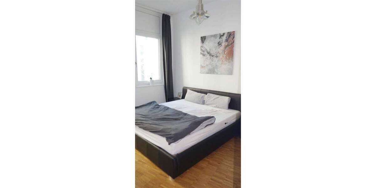 2 Zimmer Wohnung mit Fußbodenheizung und Balkon. EBK käuflich. Nur für eine Person geeignet. 2 zimmer