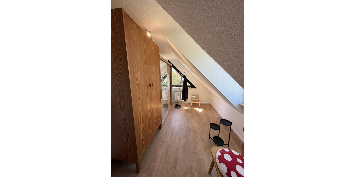 Etagenwohnung Haan - 4 Zimmer, 100 m&sup2;, 1.200&euro; | Angebot:26411366