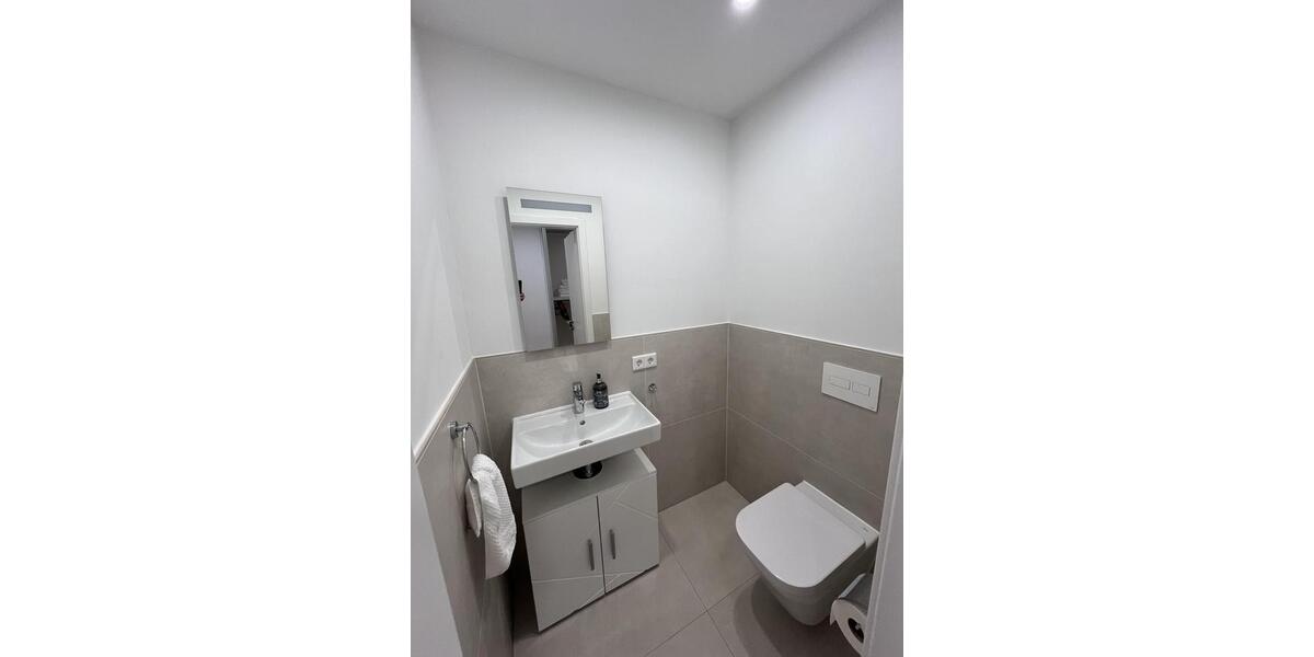 Möblierte Premiumwohnung mit Garten in Düsseltal – All-Inclusive Miete mit Pool & Sauna 2 zimmer