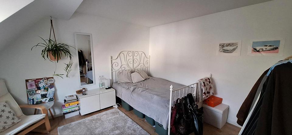 WG-Zimmer in 4er-Mädels-WG zu vermieten! 1 zimmer