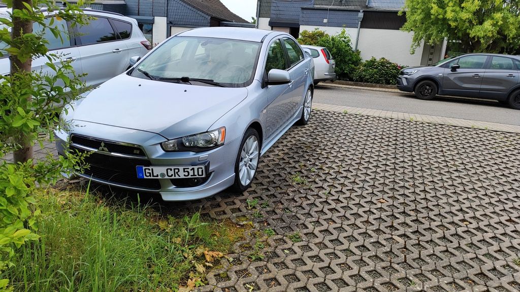 Mitsubishi Lancer 187.000 km 2.800 &euro; Overath 51491