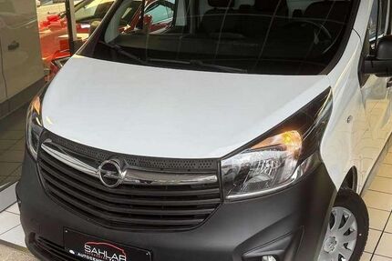 Opel Vivaro 99.990 km 11.499 &euro; pulheim 50259