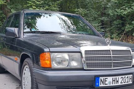 Mercedes-Benz 190 200.000 km 13.900 &euro; Köln 51109