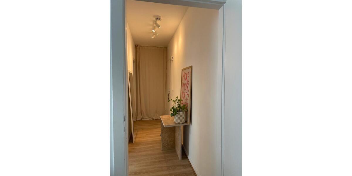 UNTERMIETE (30.01-15.04) im schönen DüsseltalZooviertel 1.5 zimmer