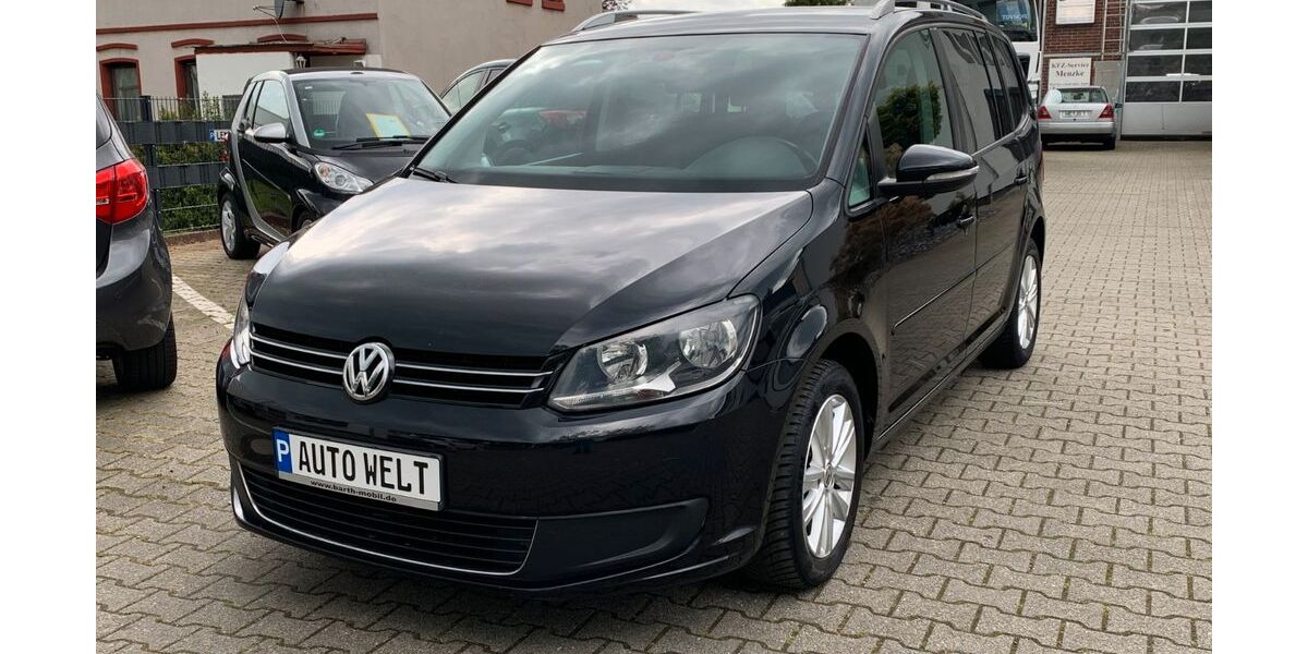 VW Touran 186.585 km 5.790 &euro; Hilden 40721