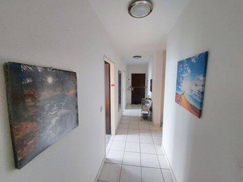 Über den Dächern von Unterrath: modernisierungsbefürftige 3-Zimmer-ETW 3 zimmer