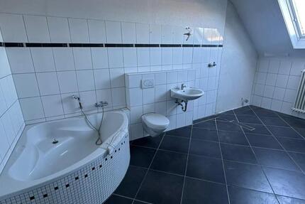 Wohnung Solingen Wald - 4 Zimmer, 115 m&sup2;, 1.150&euro; | Angebot:26381669