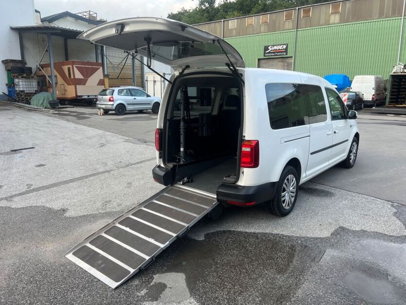 VW Caddy Maxi 235.000 km 13.900 € Overath bei Köln 51491