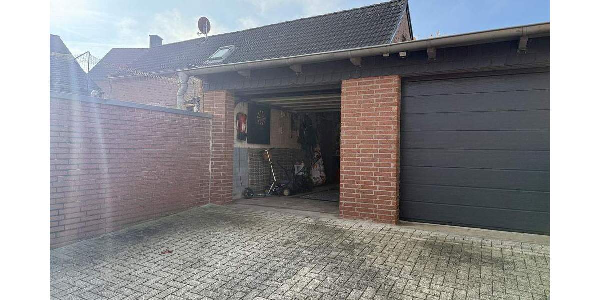 Einfamilienhaus in Bedburg Rath - modernisiert, Wintergarten-Feeling & große Doppelgarage 4 zimmer