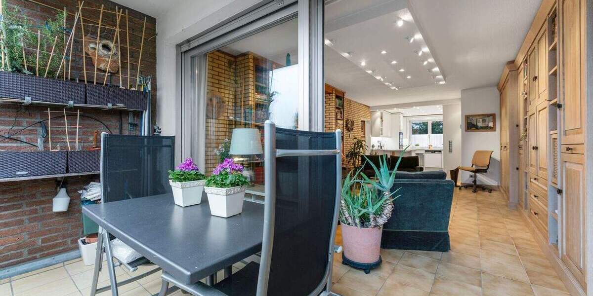 Etagenwohnung Erftstadt Liblar - 3 Zimmer, 80 m&sup2;, 235.000&euro; | Angebot:24809958