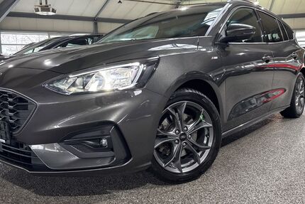 Ford Focus 69.954 km 15.890 &euro; Troisdorf 53842