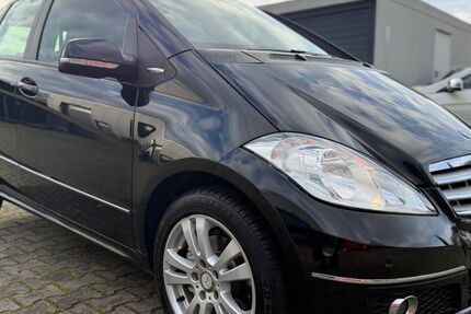 Mercedes-Benz A 180 149.000 km 6.350 € Bergisch Gladbach 51469