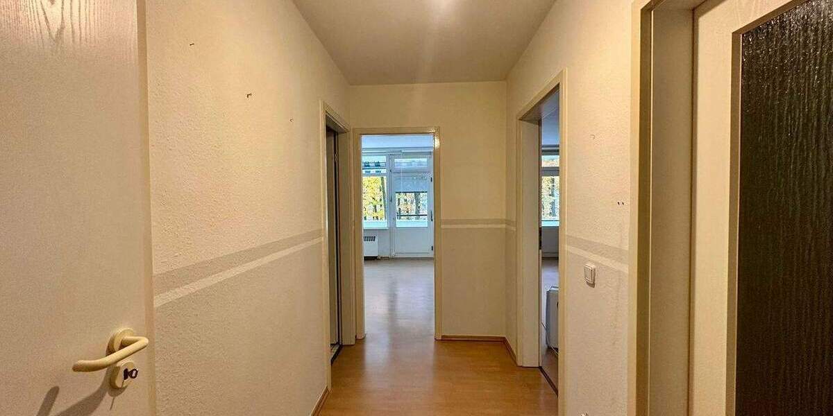 Etagenwohnung Bergisch Gladbach Bockenberg - 2 Zimmer, 61 m&sup2;, 137.000&euro; | Angebot:25154098