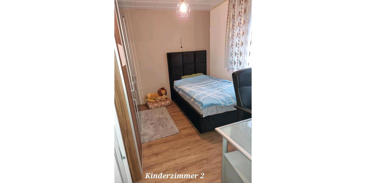 Etagenwohnung Remscheid Reinshagen - 4 Zimmer, 84 m&sup2;, 180.000&euro; | Angebot:24980634