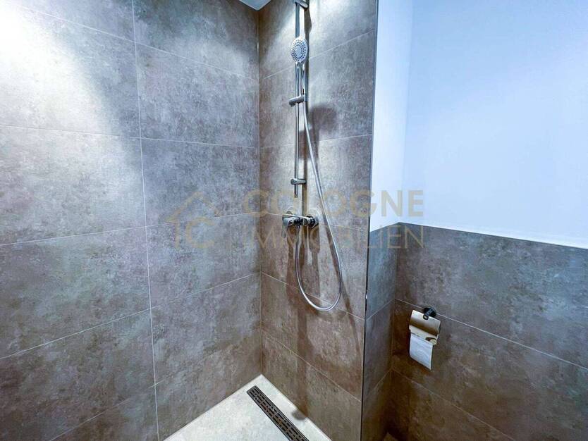 EXKLUSIVE 1,5-ZIMMER WOHNUNG IN KÖLN AM STADTWALD (BRAUNSFELD) MIT NEUWERTIGER KÜCHE 1 zimmer