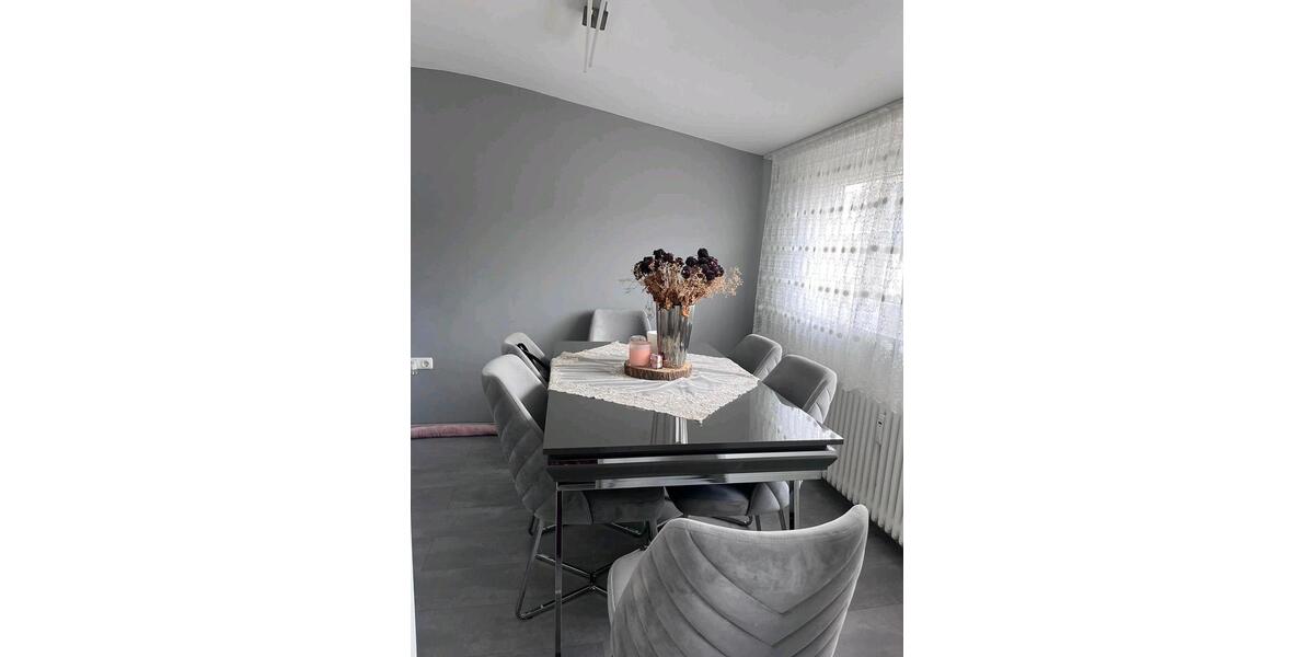 Dachgeschoßwohnung Remscheid Reinshagen - 3.5 Zimmer, 65 m&sup2;, 120.000&euro; | Angebot:26961068